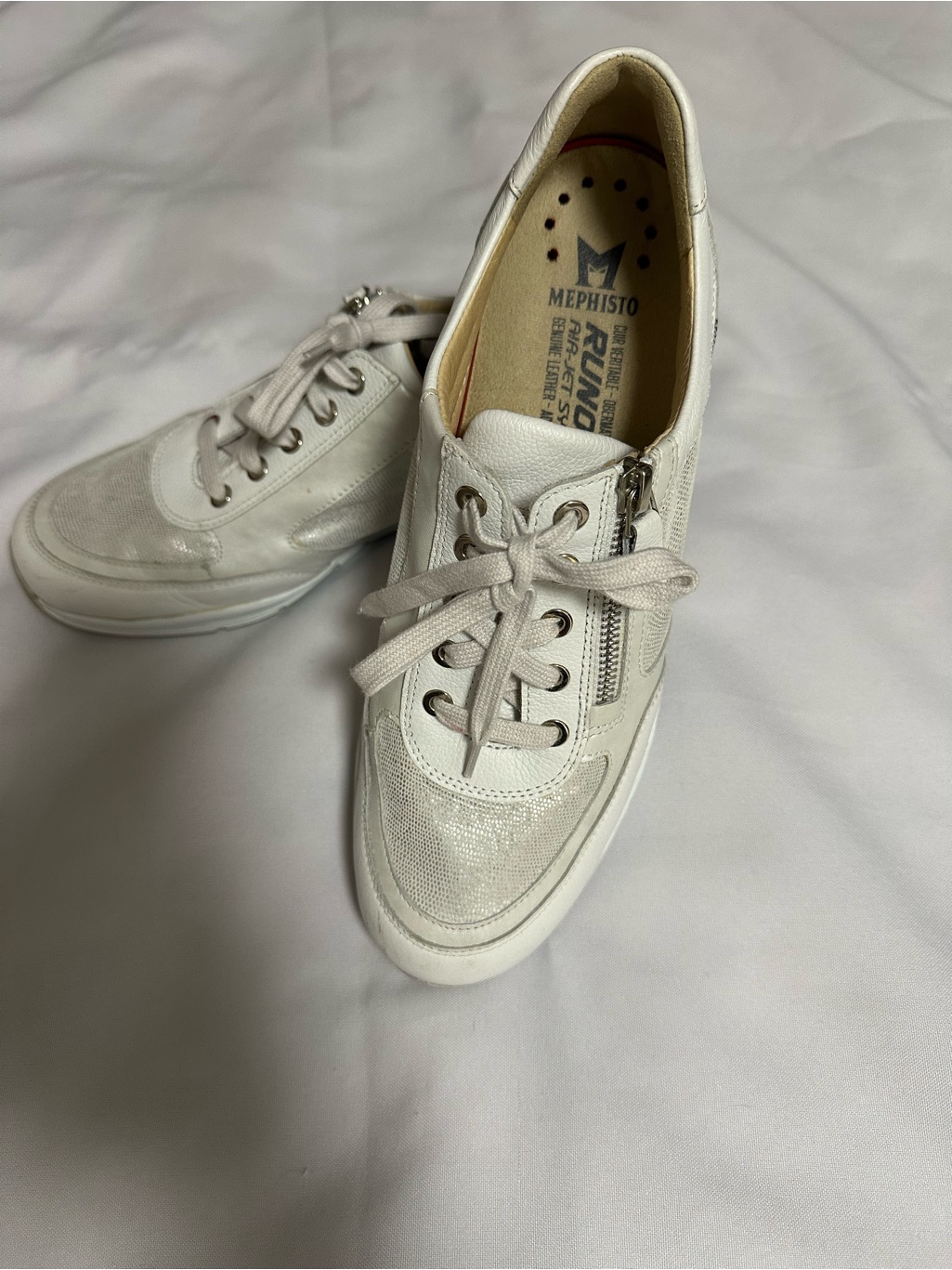 Mephisto White Women's Sneaker With Zipper Detail